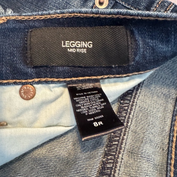 Express Mid-Rise Skinny Stretch Distressed Jeans Size 8R - Picture 9 of 9